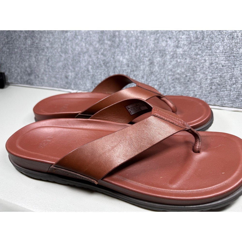 UGG Wainscott Flip 1117475 Men's 13 Cognac Brown Leather Thong Sandals